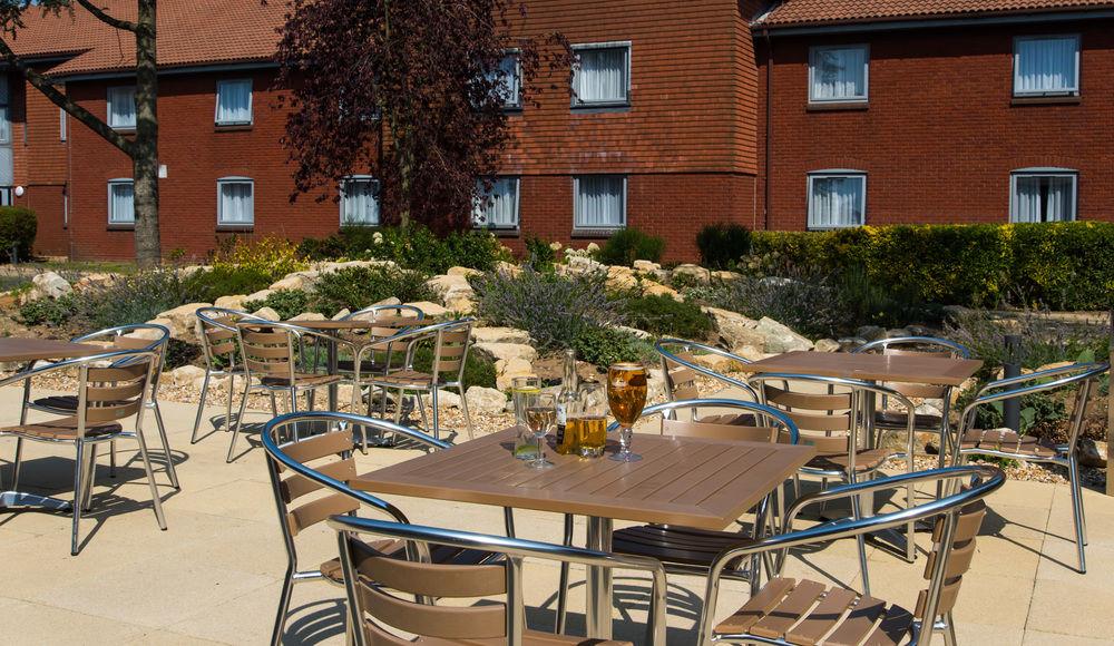 Holiday Inn Express Portsmouth - North By Ihg Εξωτερικό φωτογραφία