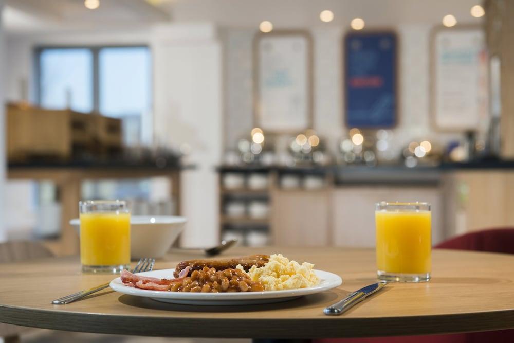 Holiday Inn Express Portsmouth - North By Ihg Εξωτερικό φωτογραφία