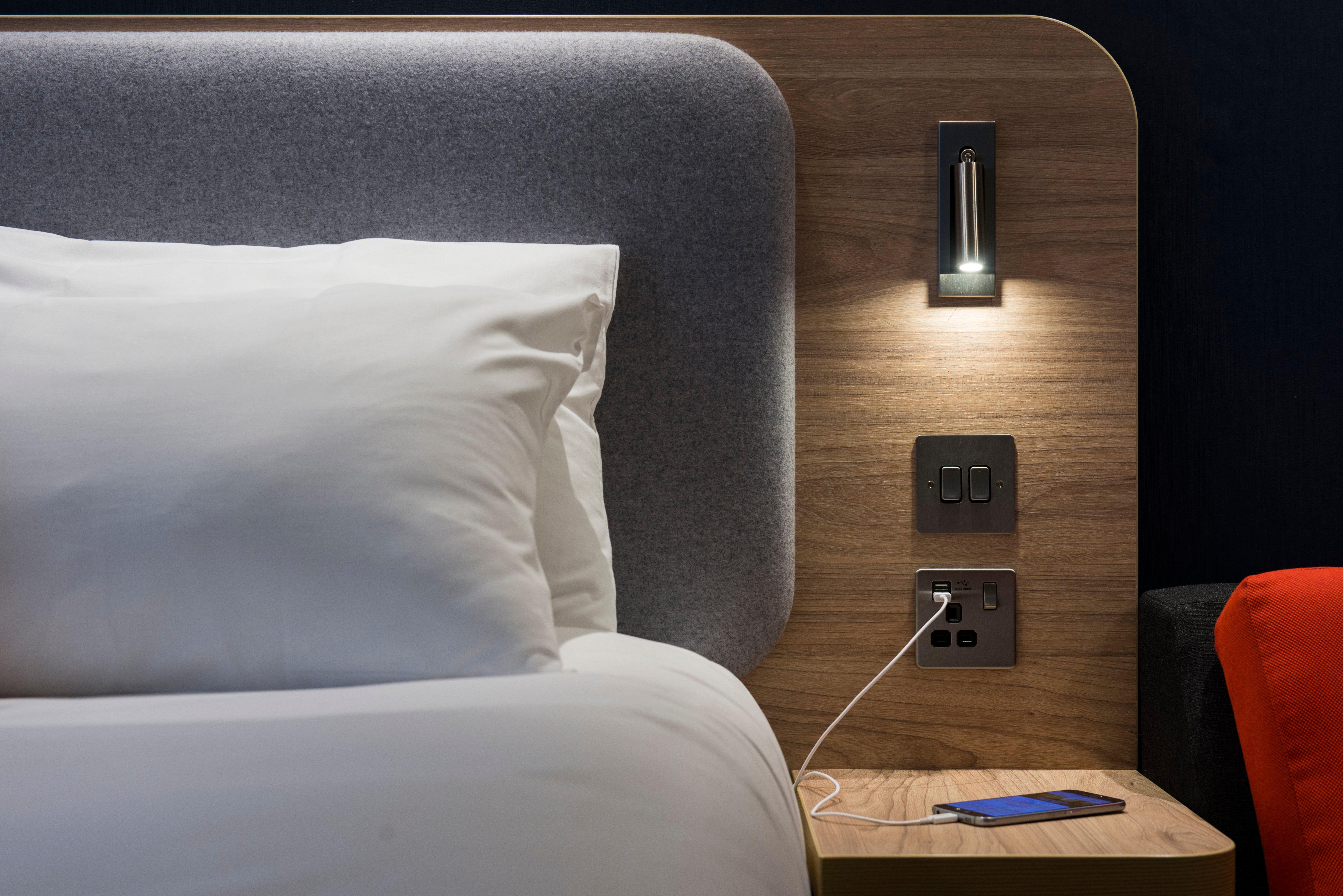 Holiday Inn Express Portsmouth - North By Ihg Εξωτερικό φωτογραφία