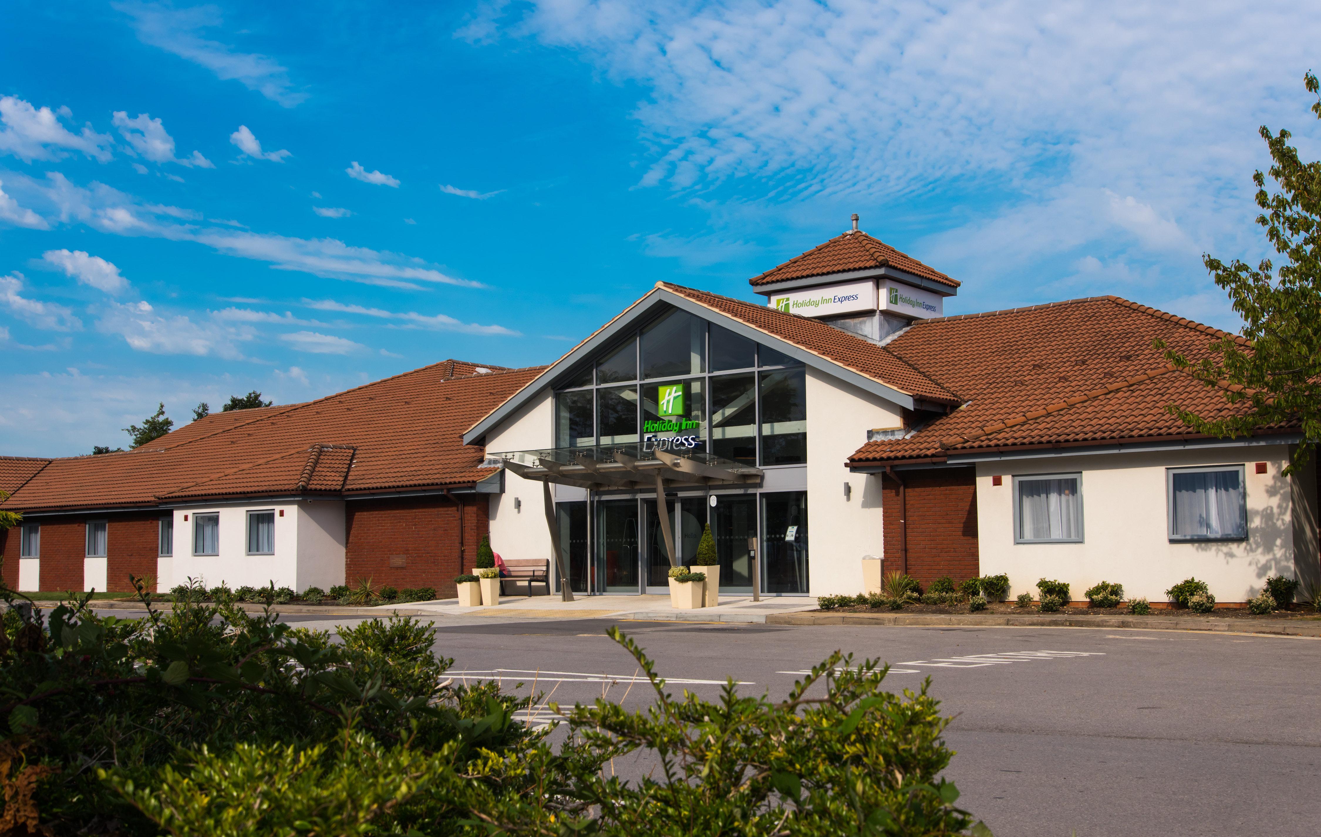 Holiday Inn Express Portsmouth - North By Ihg Εξωτερικό φωτογραφία